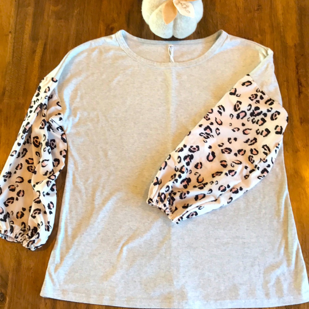 Leopard top